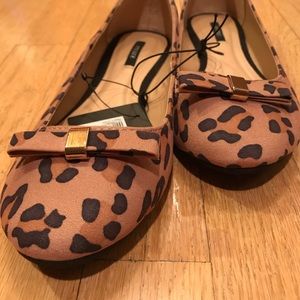 BNWT Forever 21 Cheetah Flats